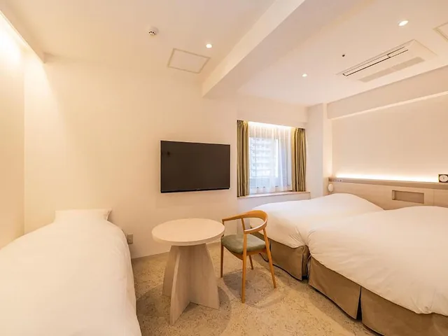غرفة ديلوكس بثلاثة أسرّة في المبنى الرئيسي، Richmond Hotel Sendai 2/4