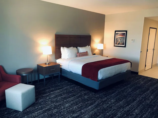 Standard, King Bed, Best Western Plus Coachella Valley Inn & Suites 3/5
