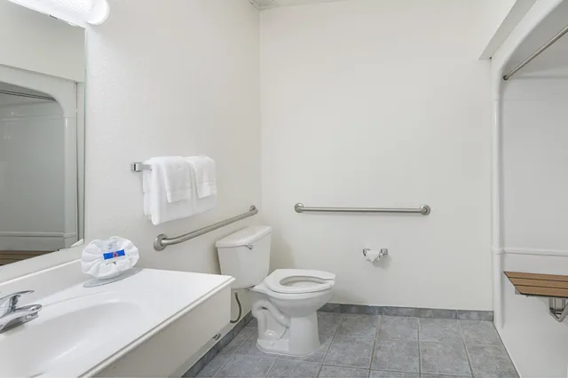 غرفة بسريرين كوين، Motel6 Weatherford, TX 8/9