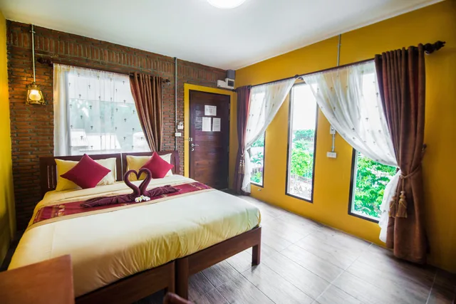 1 Bedroom, Classic, King Bed, Balcony, Pongphen Guesthouse 6/10