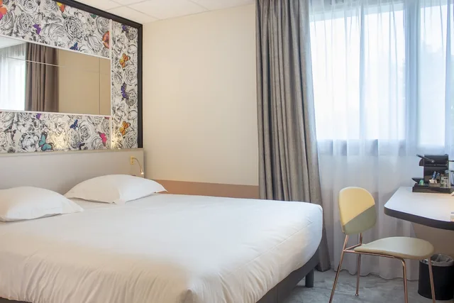 غرفة بسرير مزدوج، Brit Hotel Nantes La Beaujoire - L Amandine 2/10