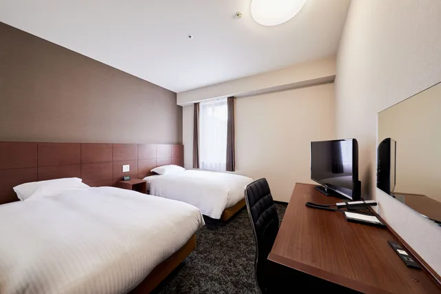 Room, Twin Beds, Smoking, KOKO HOTEL Kobe Shin-Nagata 1/2