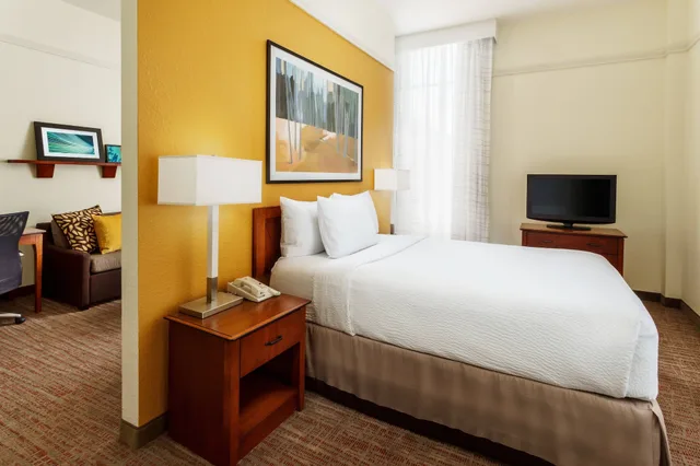 استوديو ركني بسرير كوين مع أريكة، Residence Inn Houston Downtown Convention Center 1/3