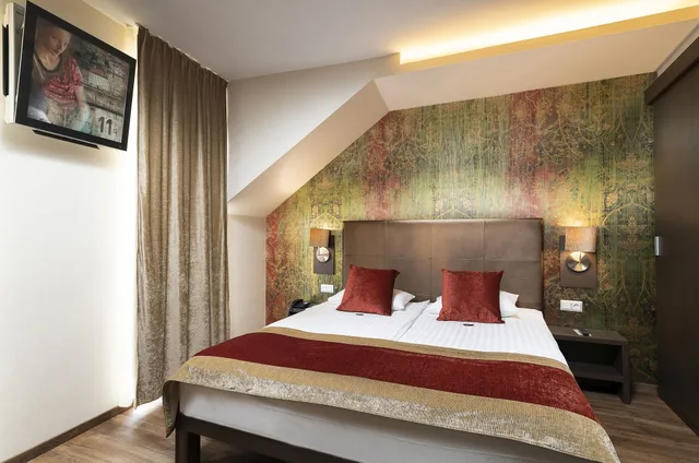 غرفة سوبيريور بسرير مزدوج، Opera Garden Hotel & Apartments 2/3