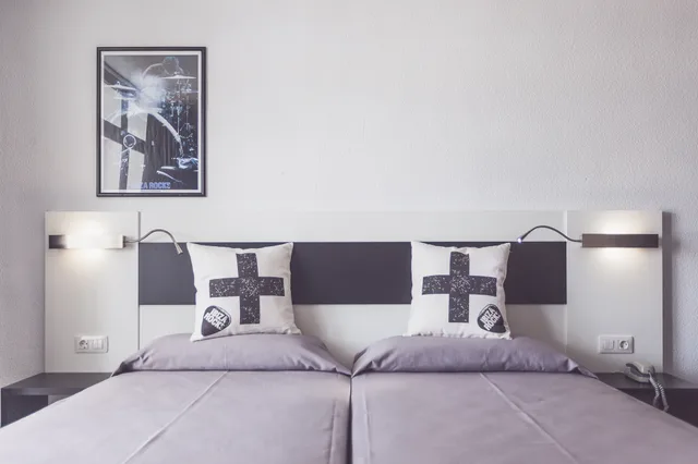غرفة قياسية بسريرين منفصلين، Ibiza Rocks Hotel - Adults Only 1/1