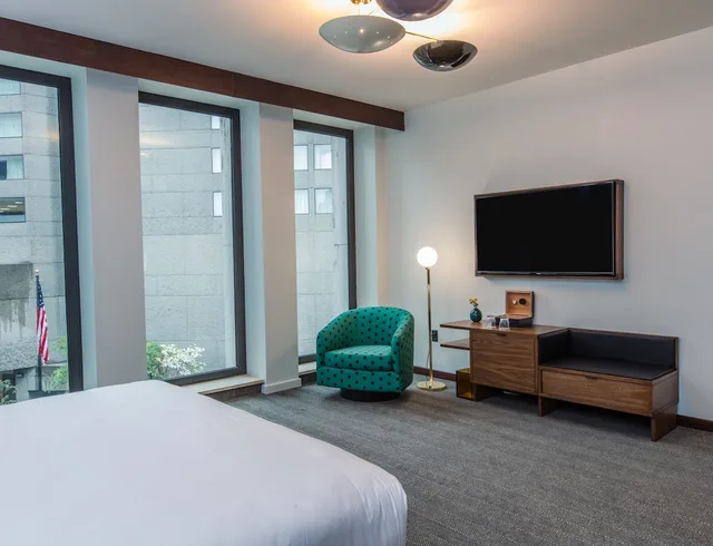 جناح بسرير كينج، Fairlane Hotel 1/4