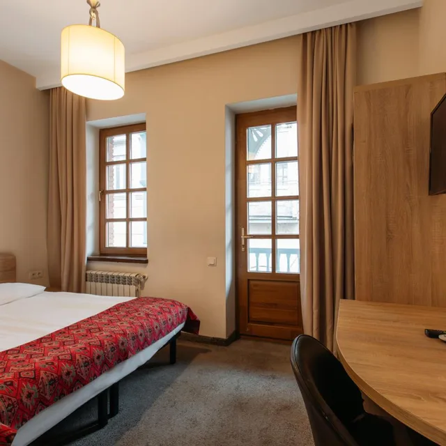 غرفة قياسية بسرير مزدوج أو سريرين منفصلين بشرفة، Boutique Hotel Tekla Palace 1/3