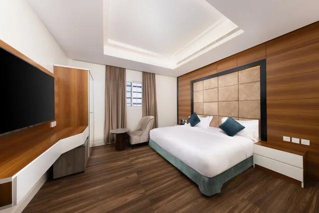 جناح بغرفتي نوم، فندق لكجري نايت(Luxury Night Hotel) 1/6
