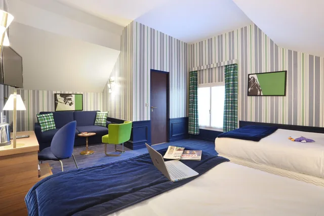 Family 6، Auberge Du Cheval Blanc 4/9