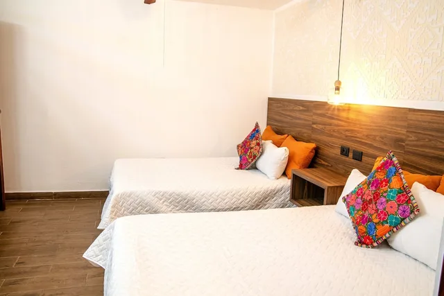 Comfort, Double Bed, Private Bathroom, Courtyard Area، LAS CAMELIAS INN 7/10
