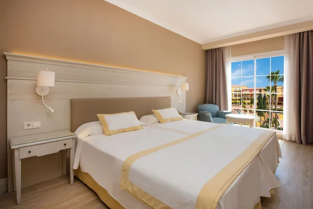 غرفة بسريرين منفصلين، Iberostar Waves Malaga Playa 3/10