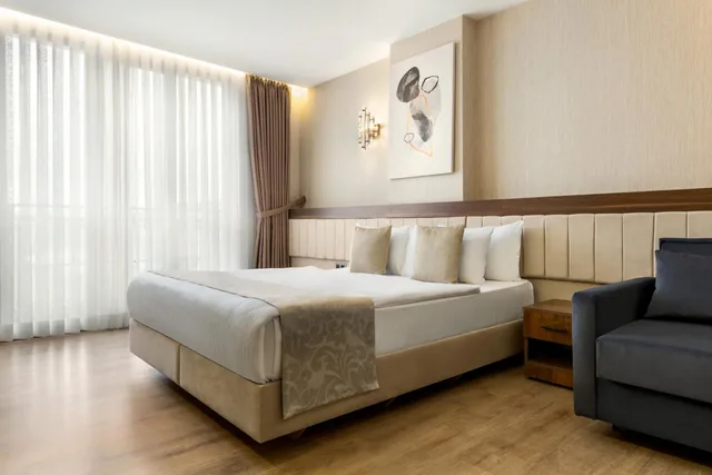غرفة ديلوكس بسرير كينج، Operla Airport Hotels, Trademark Collection by Wyndham 7/10