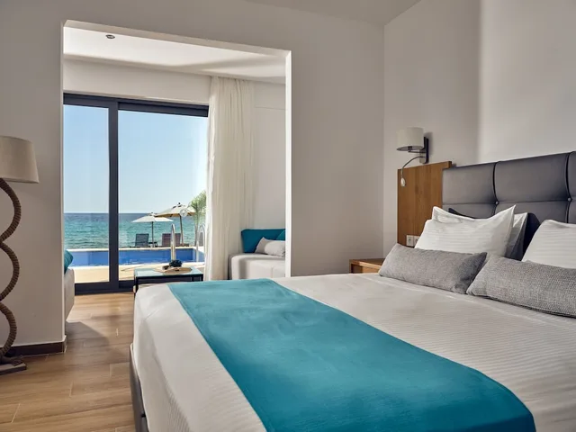 Honeymoon, Suite, King Bed, Sea Side, Private Pool، Cavo Orient Beach Hotel 1/3