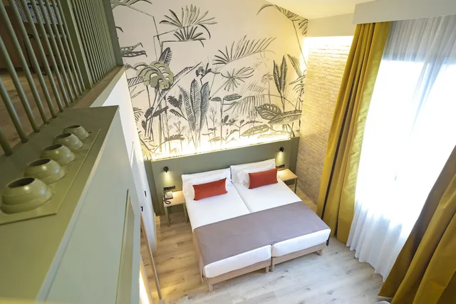 Duplex, Double Bed, Sofa, Checkin Valencia 1/5