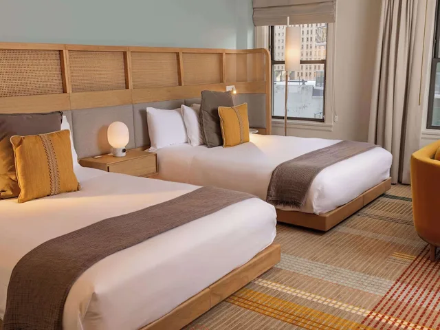 غرفة سوبيريور بسريرين كوين، Hotel Andra Seattle - MGallery Collection 2/5