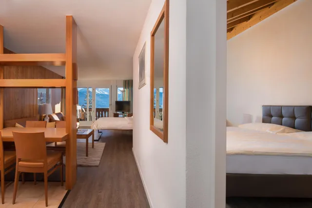 غرفة تنفيذية رباعية بشرفة بإطلالة، Helvetia Intergolf Hotel And Aparthotel 1/2