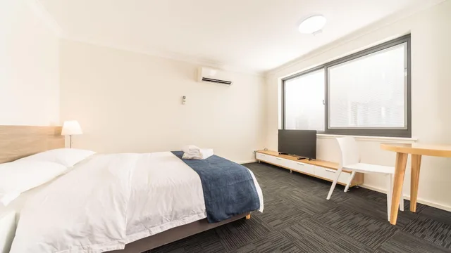 Studio, Apartment, Pool Side، Batavia Apartment 1/4