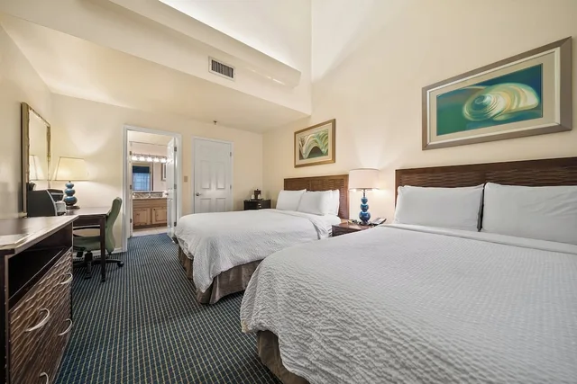 غرفة قياسية بسريرين كوين لذوي الإعاقة، Holiday Inn & Suites Clearwater Beach S-harbourside 1/4