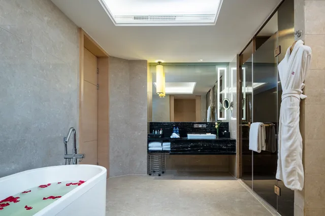 جناح بسرير كينج بغرفة نوم واحدة مع دخول صالة النادي، Crowne Plaza Xian 5/7