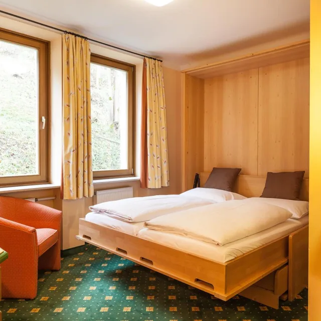 جناح بشرفة بغرفتي نوم، St. Georg Hotel 3/7