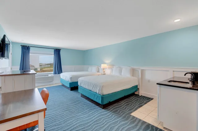 غرفة تقليدية بسريرين كوين، John Yancey Oceanfront Inn 2/2