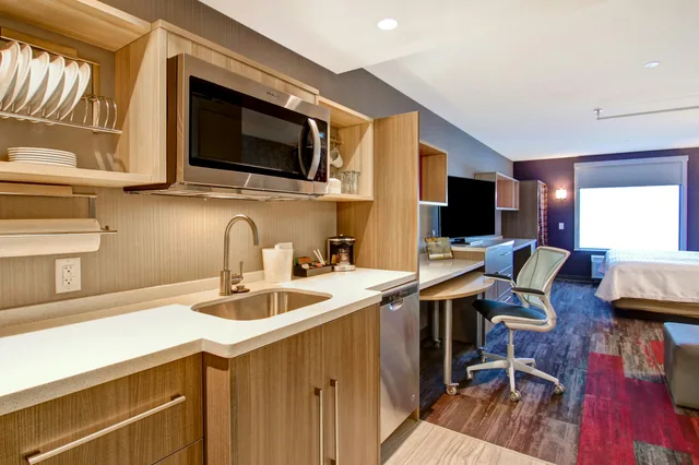 جناح استوديو بسرير كينج، Home2 Suites By Hilton Edmonton South 3/6