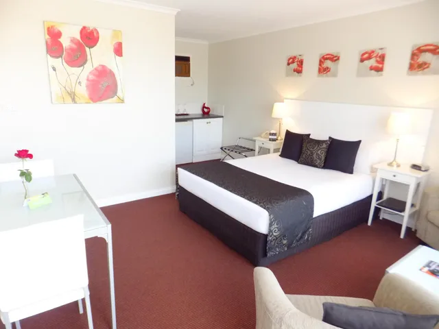 كوخ بسرير مزدوج، CLARE VALLEY MOTEL 1/2