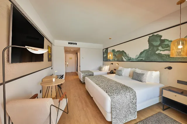 غرفة بإطلالة على المسبح، Dreams Lanzarote Playa Dorada Resort Spa 1/3