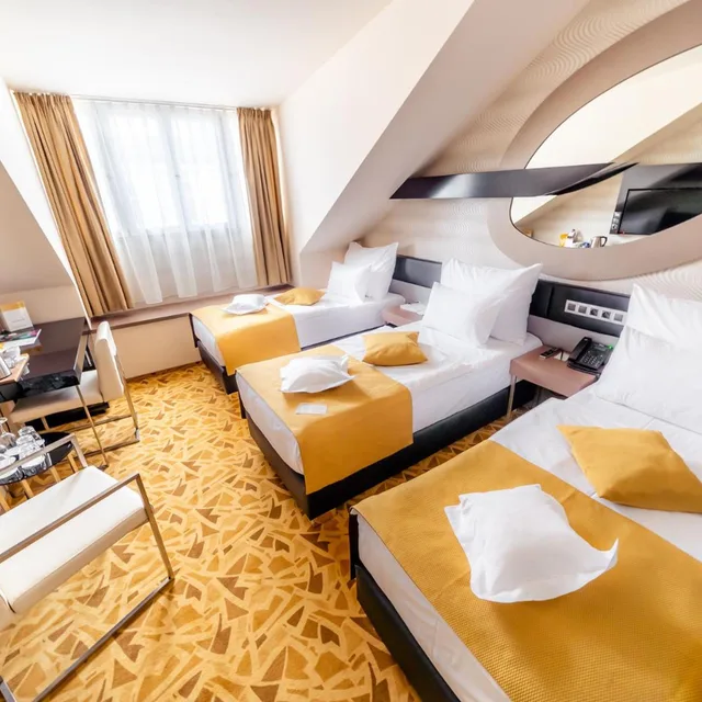 Room, Triple, Single Bed, Grandium Hotel Prague 3/10