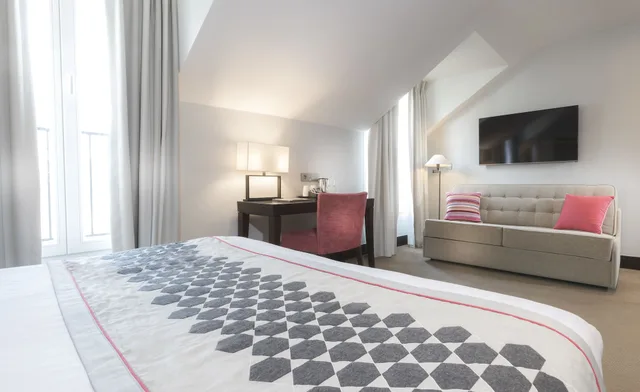 غرفة عائلية بسرير مزدوج وسريرين منفصلين، Montfleuri Hotel 9/11