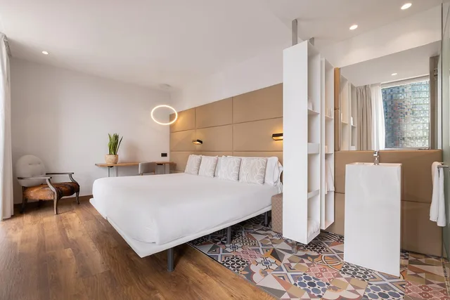 Tower, Superior, Queen Bed, with View، Hotel SB Glow 1/3