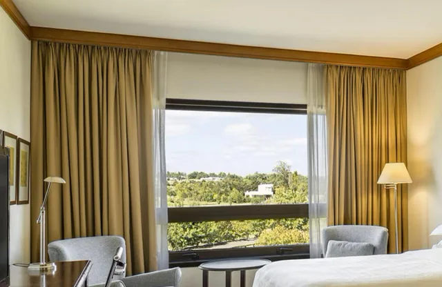 Guest Room, Twin Beds, Golf Course View, Sheraton Colonia Golf and Spa Resort 3/6