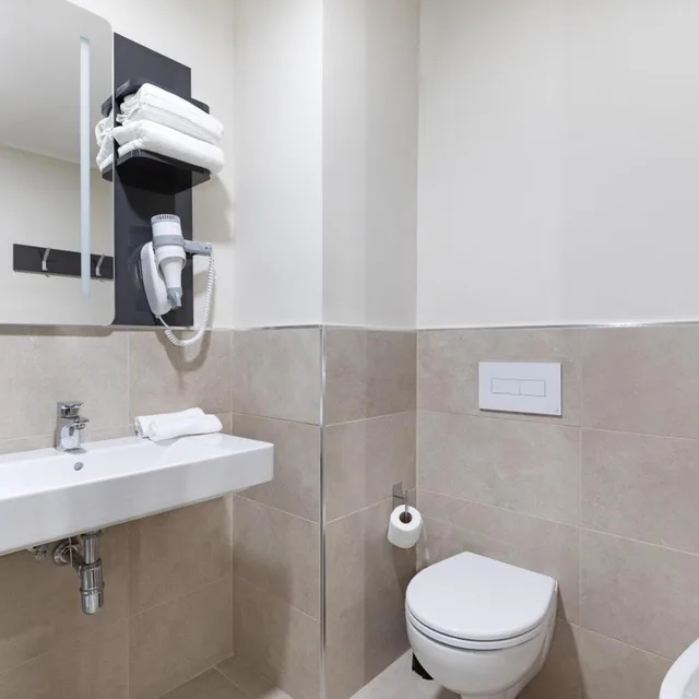 غرفة سوبيريور بسرير كينج، B&B Hotel Roma Fiumicino Aeroporto Fiera 1 6/9