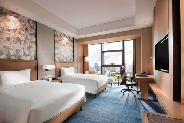 غرفة بسريرين منفصلين في طابق مرتفع، Doubletree By Hilton Yangzhou 1/3