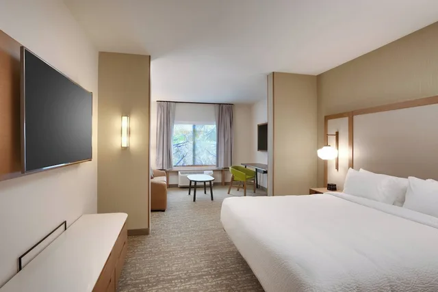 جناح بسرير كينج مع أريكة لذوي الإعاقة، Fairfield Inn And Suites Denver West Federal Center 1/6