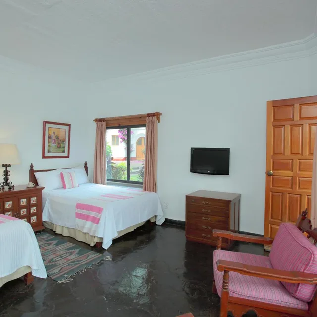 جناح جونيور، Posada Del Tepozteco Hotel 8/9