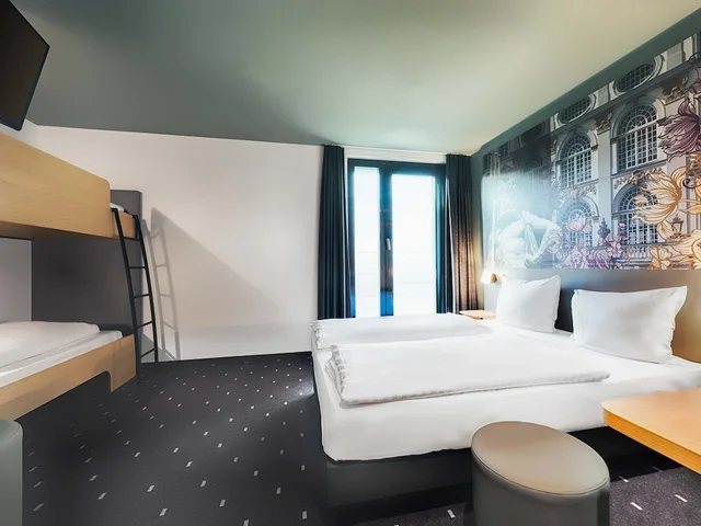 غرفة عائلية بسريرين مزدوجين، B&B Hotel Munchen-Moosach 3/5