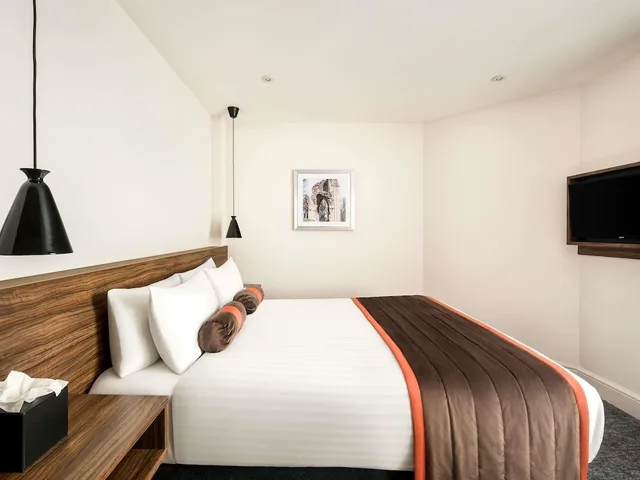 جناح جونيور بسرير مزدوج مع أريكة، Mercure Doncaster Centre Danum Hotel 1/8