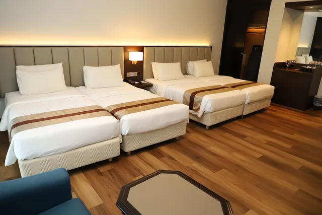 غرفة ديلوكس عائلية رباعية بأربعة أسرّة، Grand Darul Makmur Hotel Kuantan 2/8