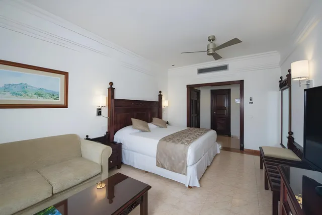 غرفة بسرير مزدوج، Riu Palace Cabo San Lucas 1/1