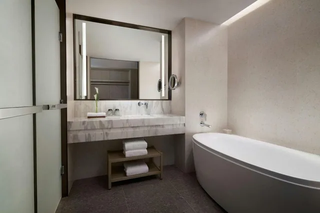 Kids Fun, Guest Room, 2 Double Beds, Marriott Yalong Bay 3/3