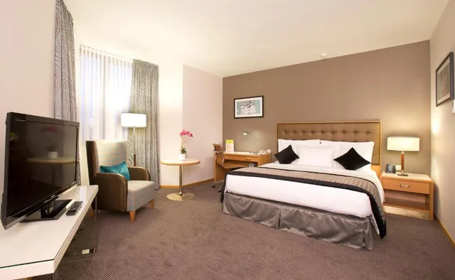 غرفة سوبيريور بسرير مزدوج، DoubleTree by Hilton Luxembourg 1/9
