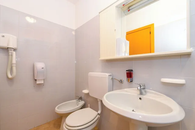 Hotel Bleis، Riva del Garda 46/50