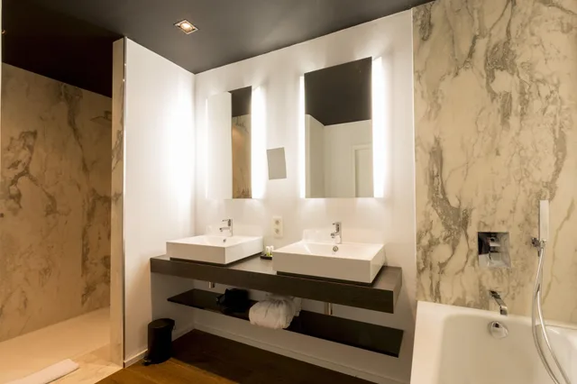جناح جونيور، Hotel Rubens - Grote Markt 2/2
