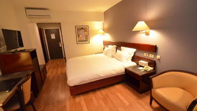 غرفة بزنس بسرير مزدوج، Bedford Hotel & Congress Centre 2/2