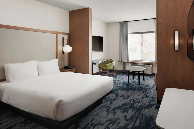 جناح بسرير كينج، Fairfield Inn & Suites by Marriott Louisville New Albany IN 1/3