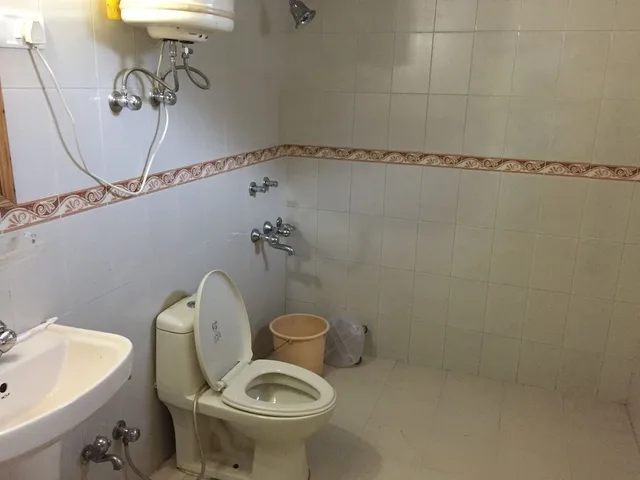 Super, Deluxe, King Bed، Devdhar Hilltop Cottages 2/2