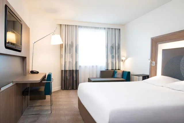 غرفة بريميوم سوبيريور بسرير كينج، NOVOTEL BRUSSELS AIRPORT 6/10