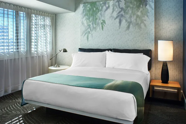 Room, W Los Angeles West Beverly Hills 1/3