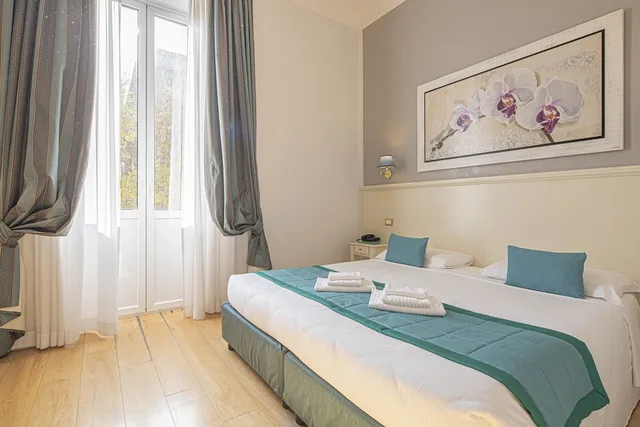 Standard, Twin Beds, Domus Castrense 1/10